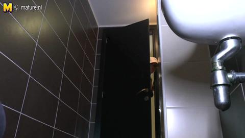 5976